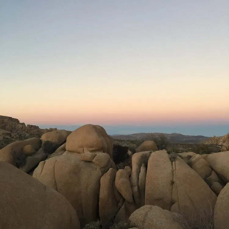 Desert landscape symbolizing the vastness and scalability challenges of modern repositories