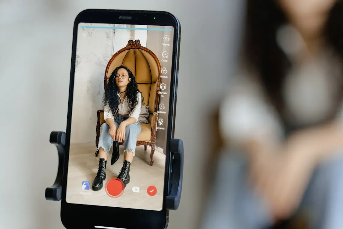 Artificial intelligence generating video content on a computer screen