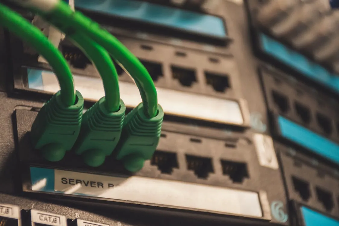 VPN server network infrastructure with data centers and network connections