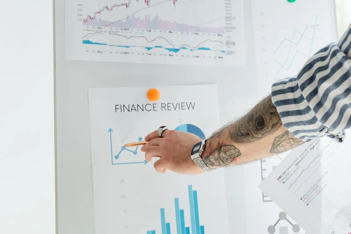 Shareholder Interest Is a Signal, Not a Substitute for Earnings