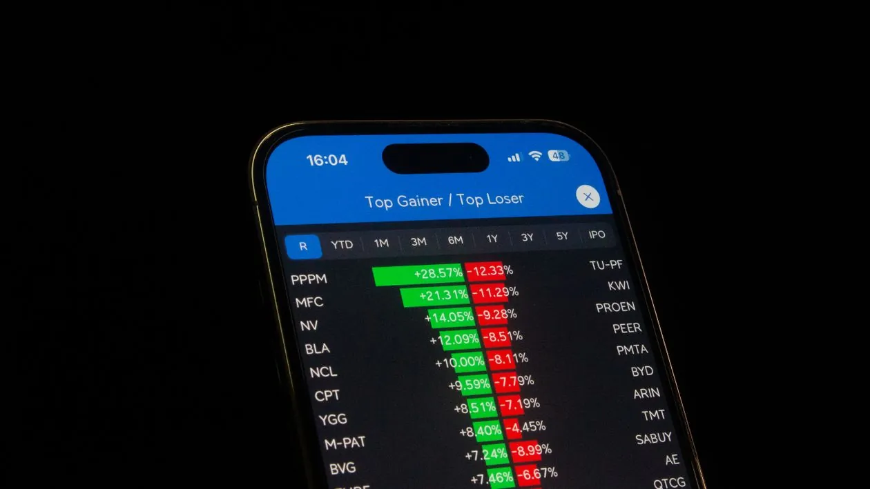 Top Movers: The Biggest Flow Winners and Losers