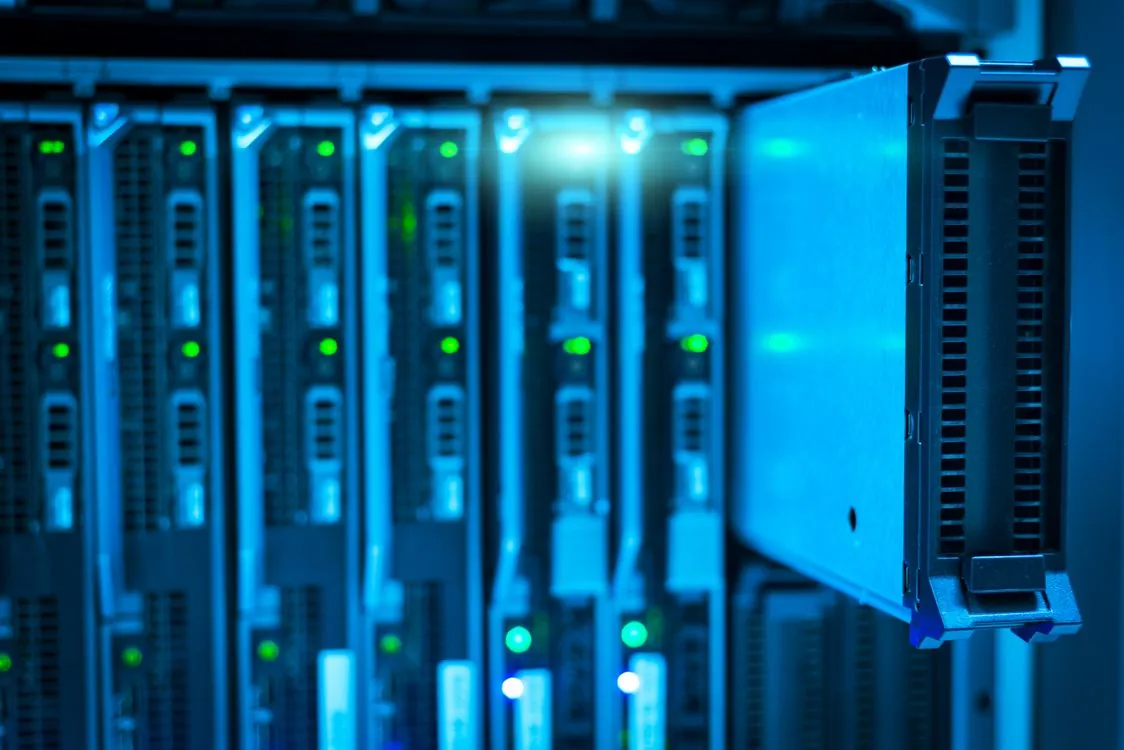 Component Comparison of Cloudflare OS Architecture: From Isolated Runtimes to Cost Control