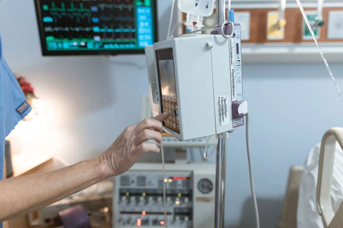 Hospital environment with connected medical devices representing IoMT segmentation
