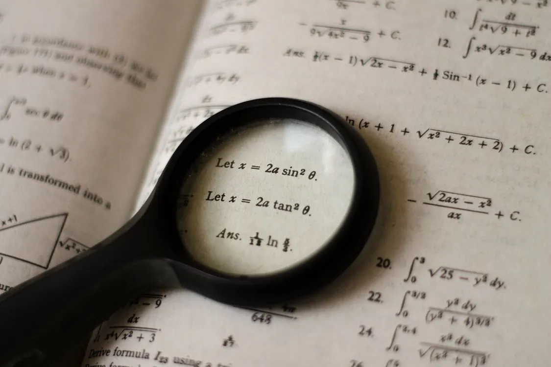 What Independent Practitioners See: Limitations and Gaps