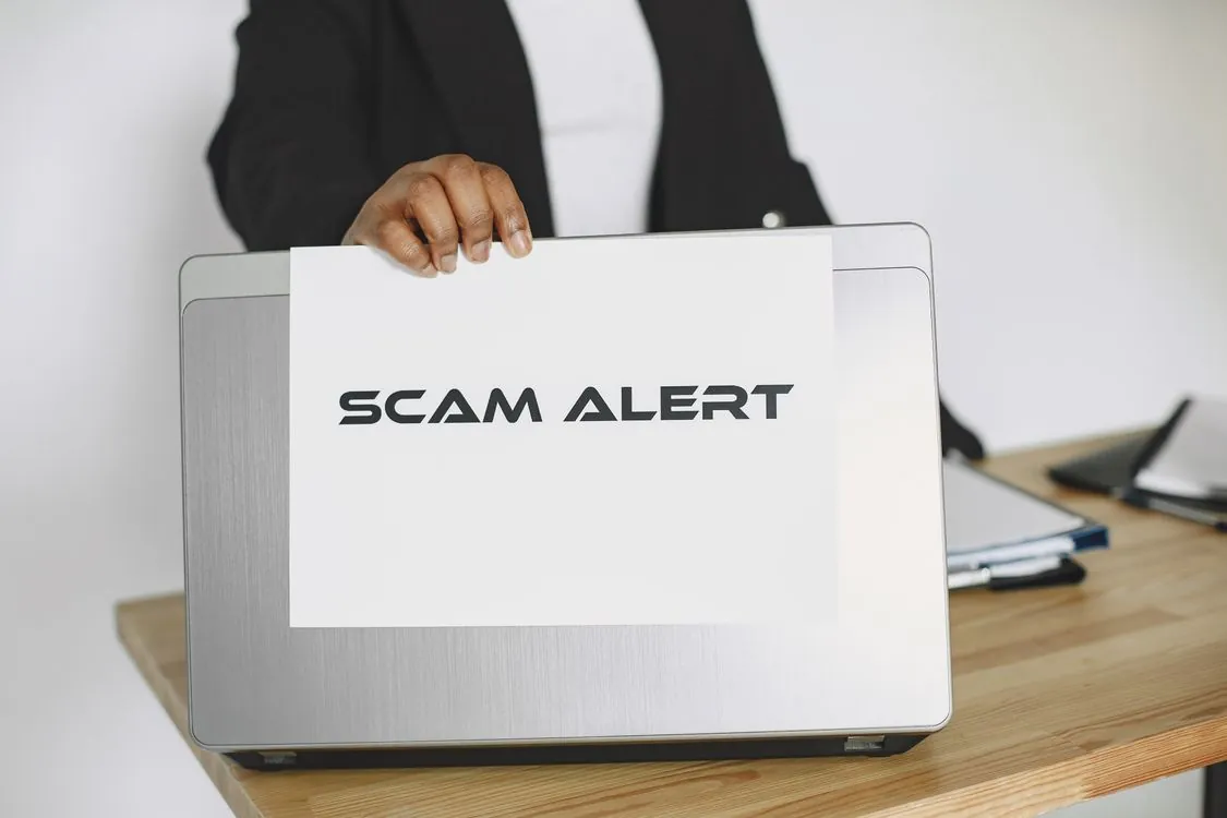 Scams, Price History, and the Return Trap